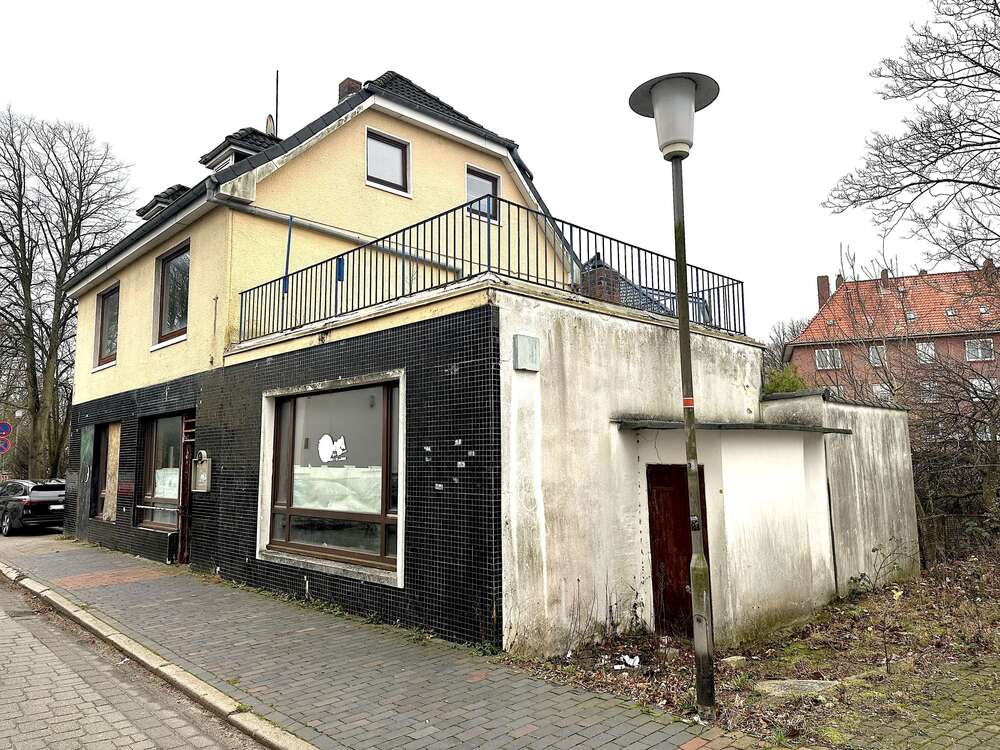 Thumbnail-Haus zum Kaufen in Cuxhaven 189.000,00 € 200 m²