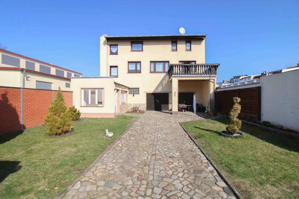 Thumbnail-Haus zum Kaufen in Magdeburg 295.000,00 € 150 m²