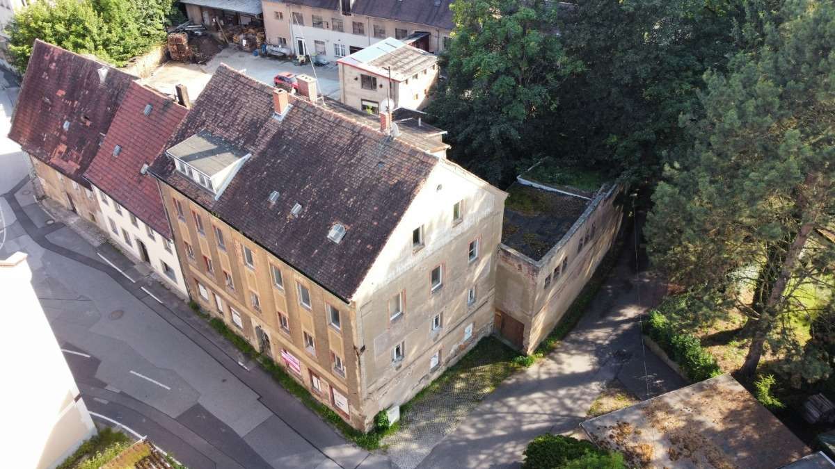 Thumbnail-Haus zum Kaufen in Löbau 19.999,00 € 330 m²