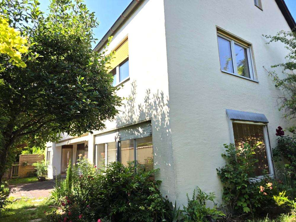 Thumbnail-Haus zum Kaufen in Augsburg 1.395.000,00 € 247.61 m²