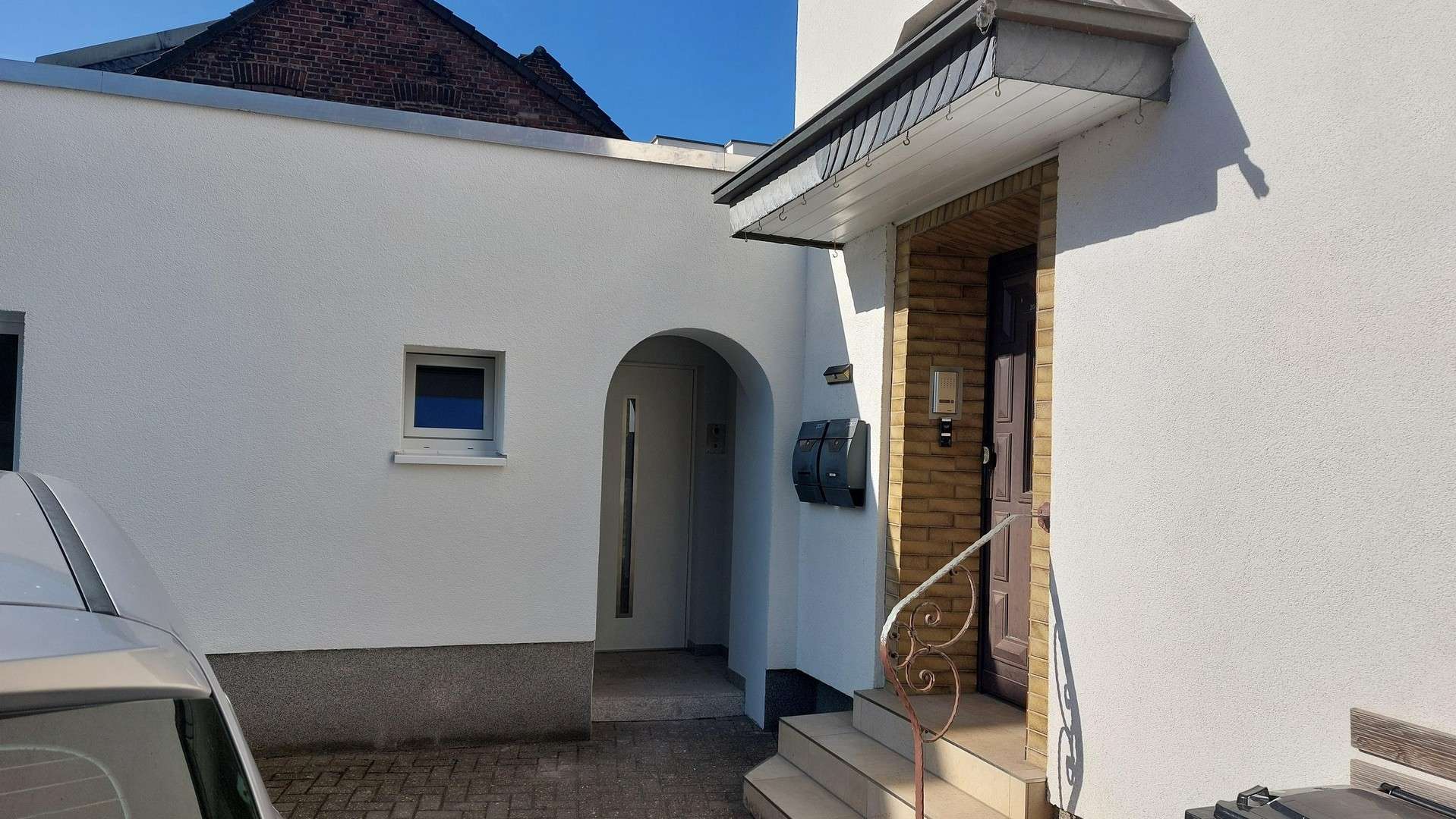 Thumbnail-Haus zum Kaufen in Dormagen 669.000,00 € 232 m²