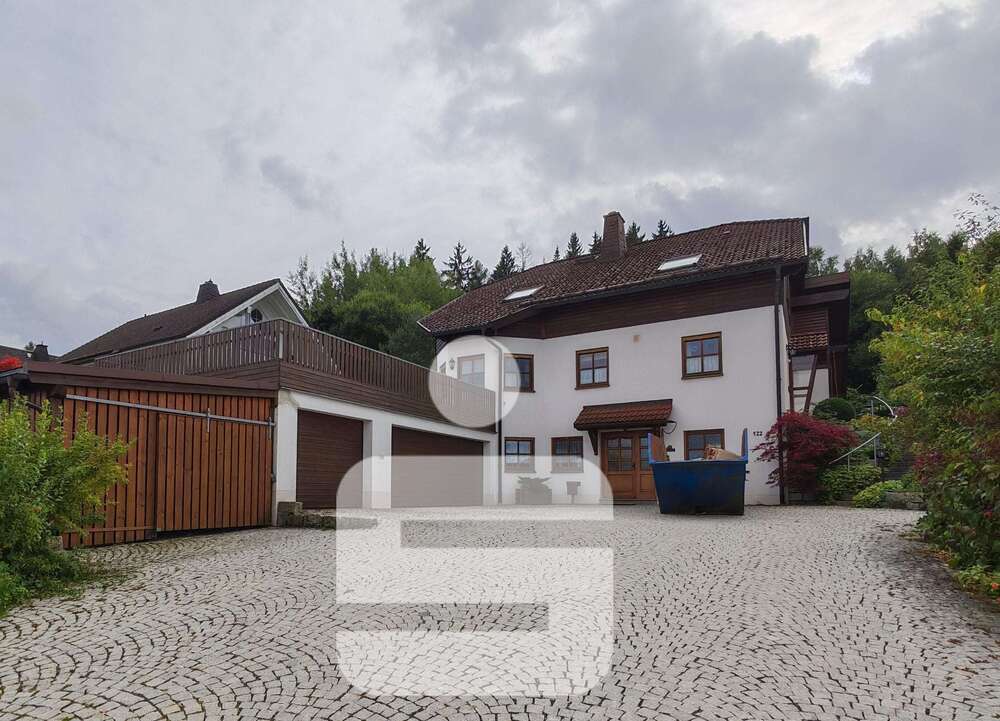 Thumbnail-Haus zum Kaufen in Münchberg 395.000,00 € 237 m²