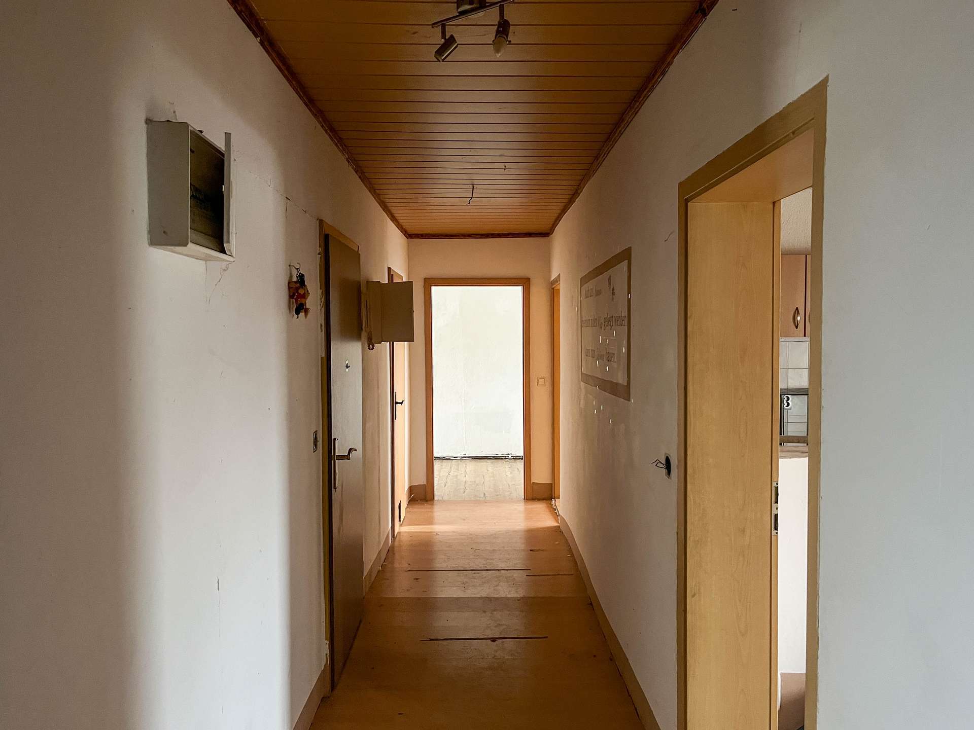 Thumbnail-Haus zum Kaufen in StollbergErzgeb. 89.000,00 € 260 m²