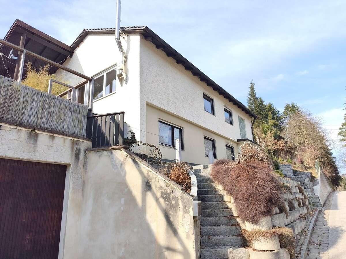 Thumbnail-Haus zum Kaufen in Deggendorf Seebach 275.000,00 € 170 m²