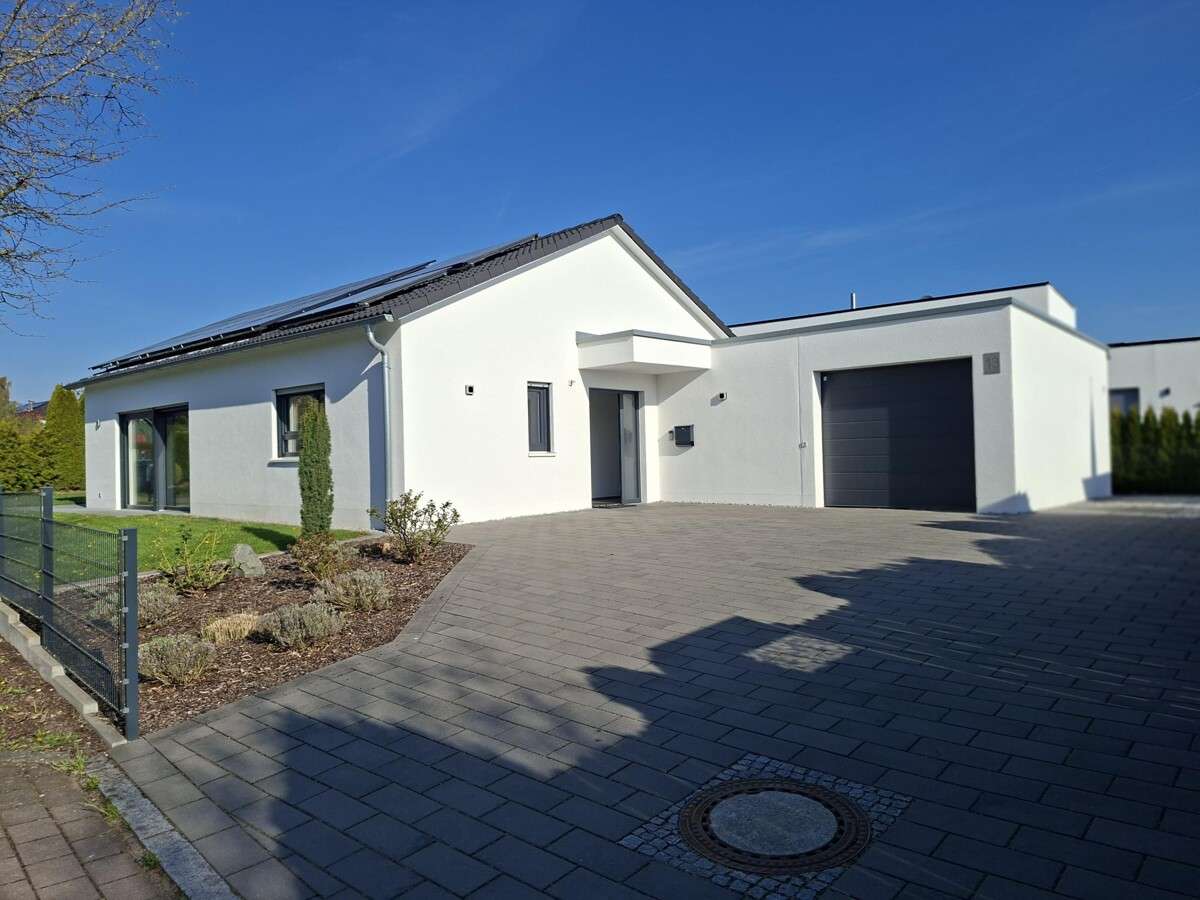 Thumbnail-Haus zum Kaufen in Bachhagel Burghagel 585.000,00 € 94.87 m²