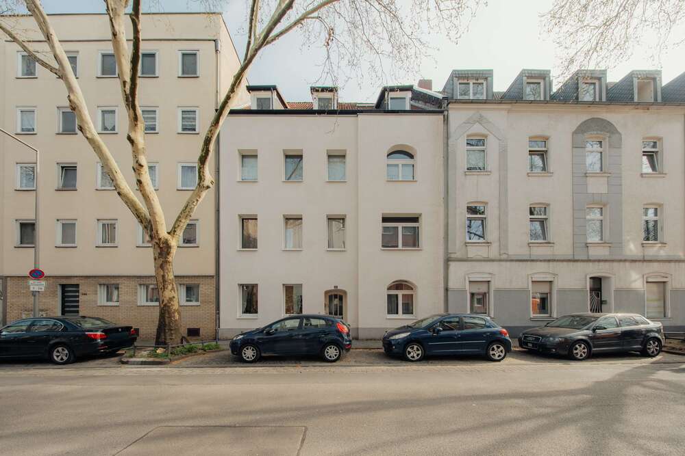 Thumbnail-Haus zum Kaufen in Köln 995.000,00 € 305.1 m²