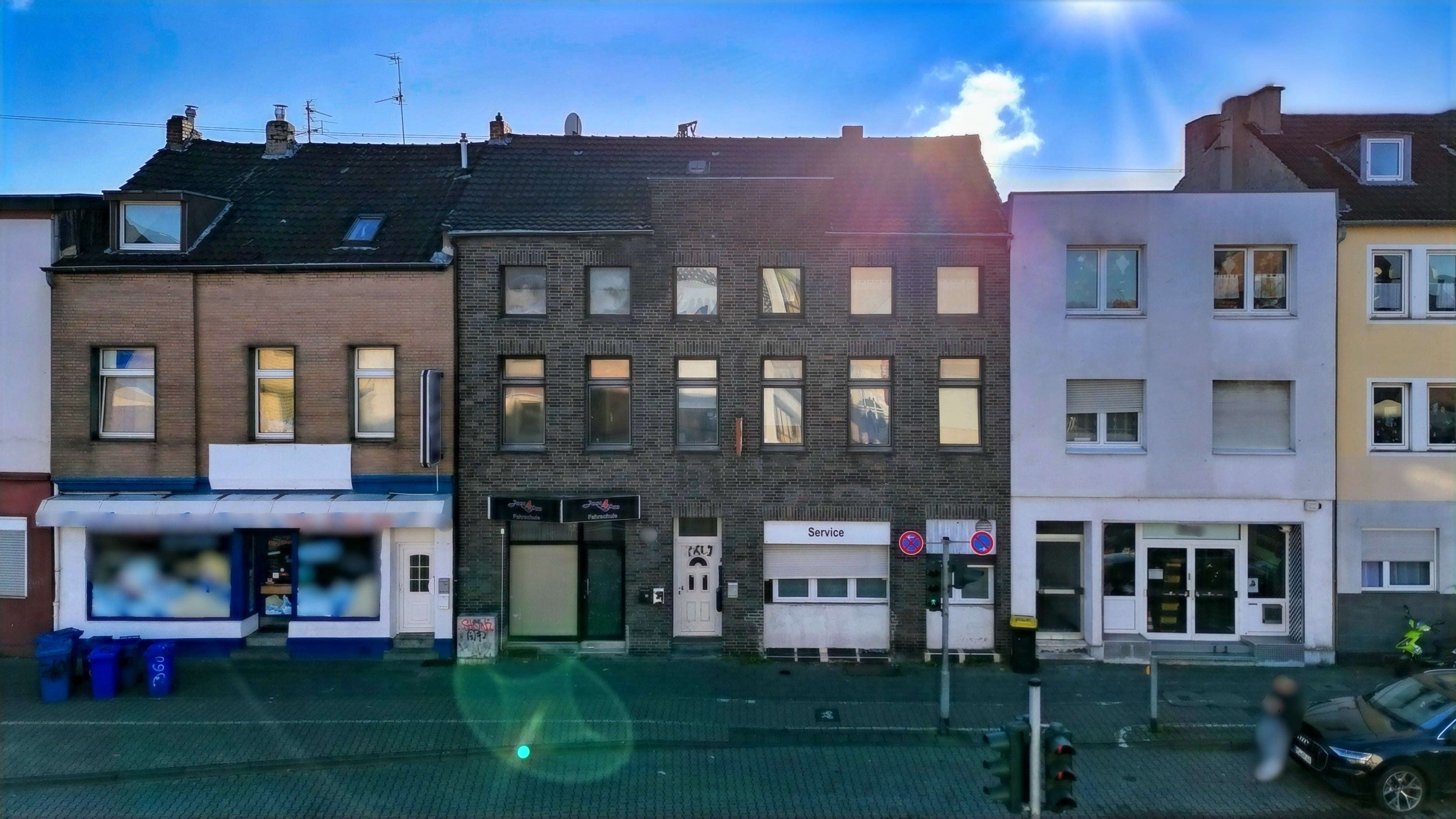 Thumbnail-Haus zum Kaufen in Mönchengladbach 349.000,00 € 263.63 m²