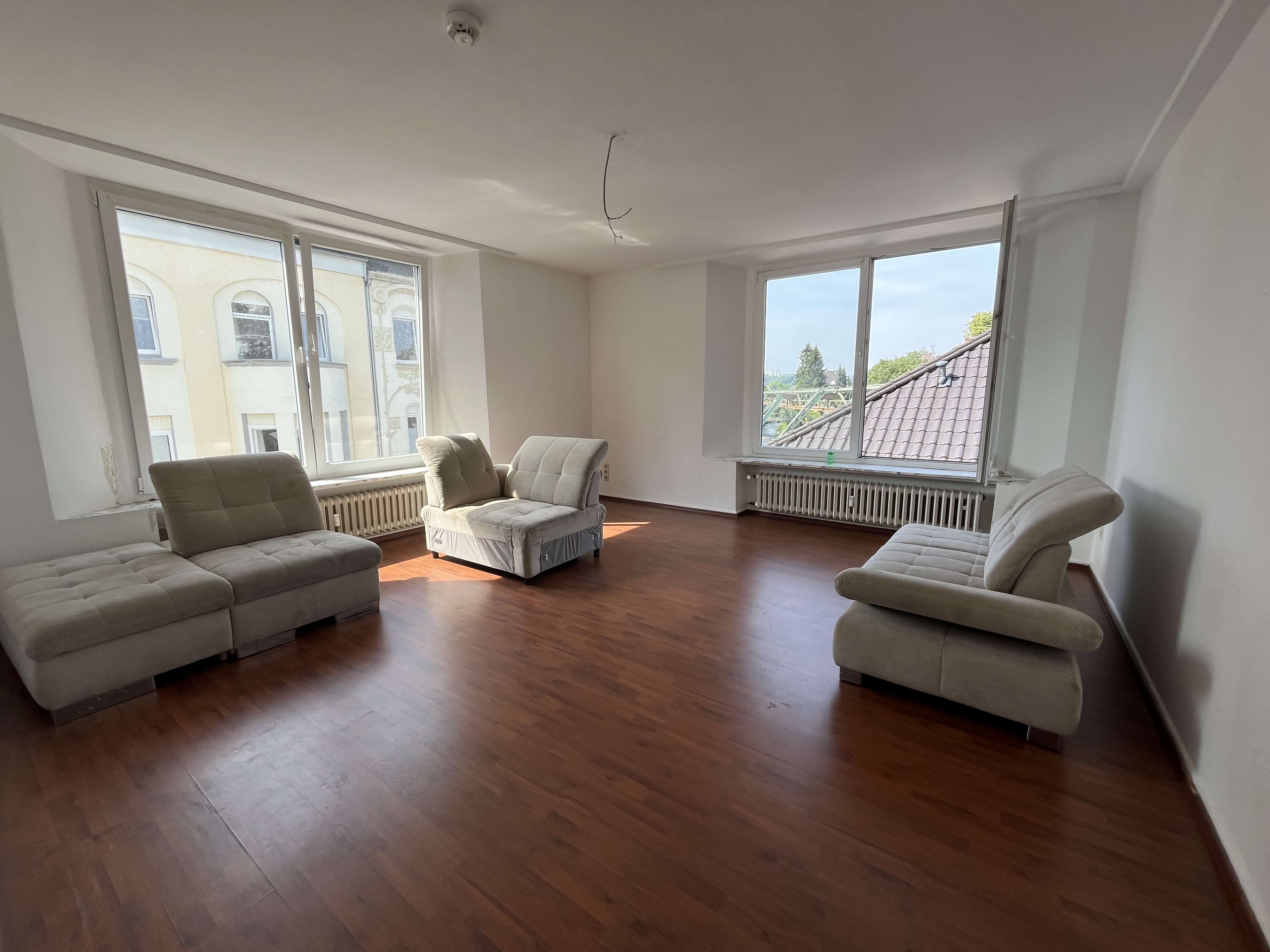 Thumbnail-Wohnung zum Mieten in Wuppertal 653,70 € 95.71 m²