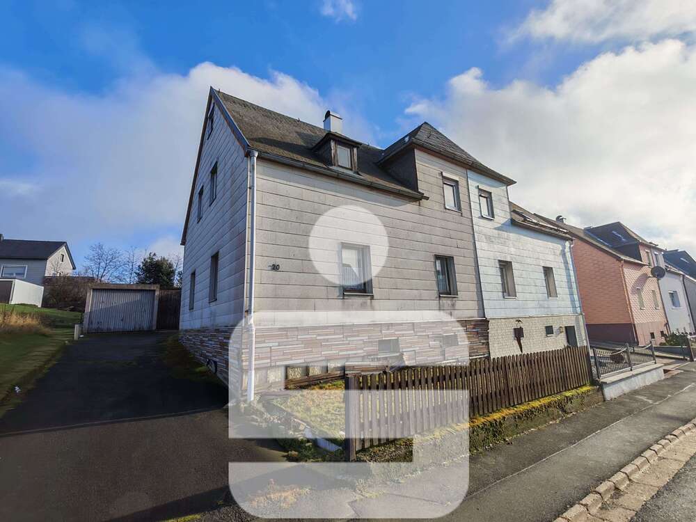 Thumbnail-Haus zum Kaufen in Helmbrechts 59.000,00 € 120 m²