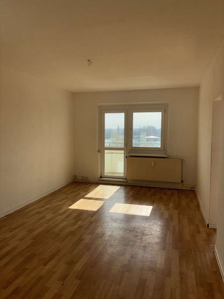 Thumbnail-Wohnung zum Mieten in Rostock 370,00 € 61.88 m²