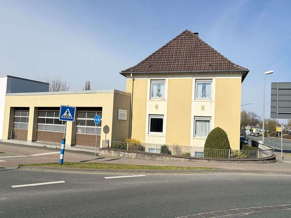 Thumbnail-Haus zum Kaufen in Lage 395.000,00 € 210 m²