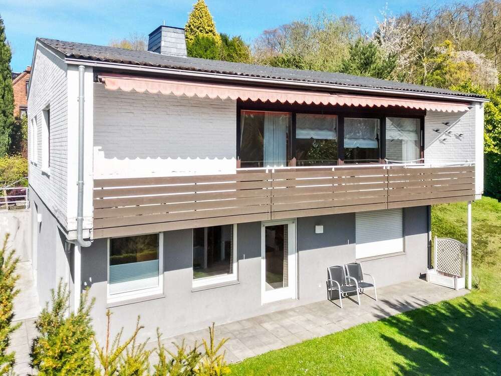 Thumbnail-Haus zum Kaufen in Porta Westfalica 259.000,00 € 166.24 m²