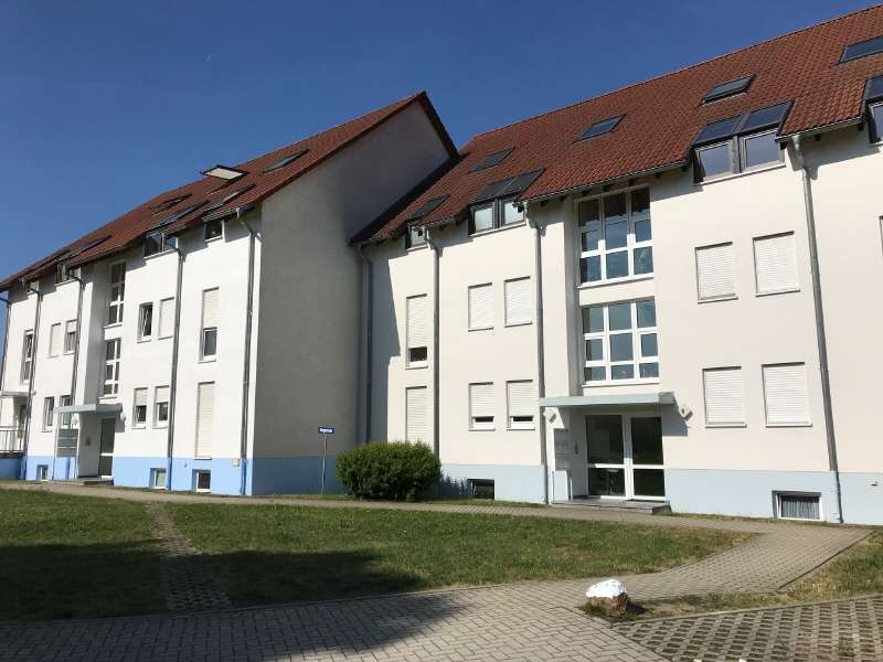 Thumbnail-Wohnung zum Kaufen in Königsbrück 153.400,00 € 76.69 m²
