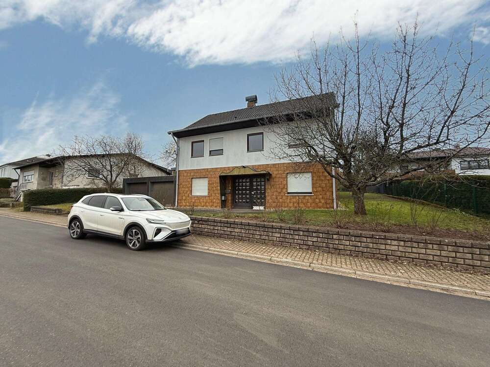 Thumbnail-Haus zum Kaufen in Lebach, Eidenborn 195.000,00 € 143 m²