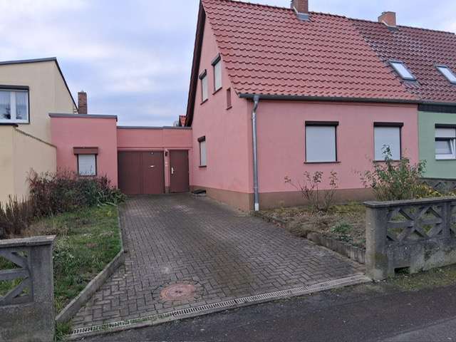 Thumbnail-Haus zum Kaufen in Mansfeld 54.000,00 € 94000 m²