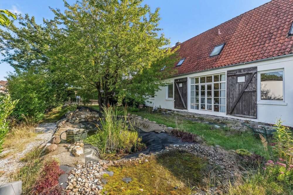 Thumbnail-Haus zum Kaufen in Neustadt am Rübenberge 499.000,00 € 234 m²