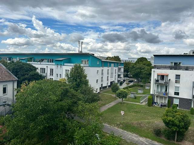 Thumbnail-Wohnung zum Mieten in Düsseldorf 1.000,00 € 67 m²