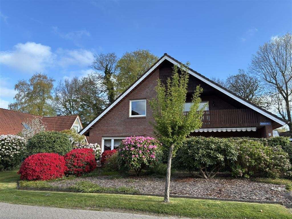 Thumbnail-Haus zum Kaufen in Großefehn 330.000,00 € 260 m²