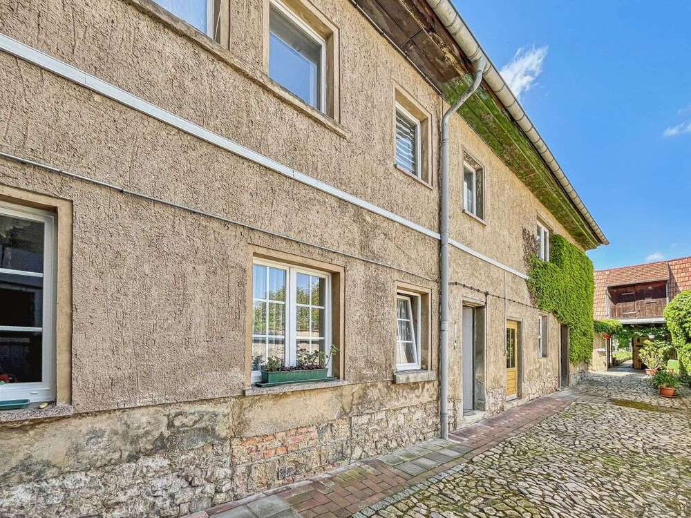 Thumbnail-Haus zum Kaufen in Frohburg 165.000,00 € 207.53 m²