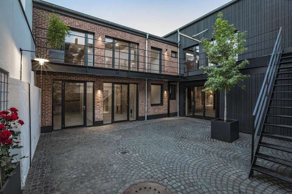 Thumbnail-Wohnung zum Kaufen in Düsseldorf 3.950.000,00 € 356.13 m²