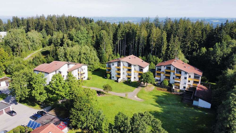 Thumbnail-Wohnung zum Kaufen in Lindenberg im Allgäu 211.000,00 € 64 m²