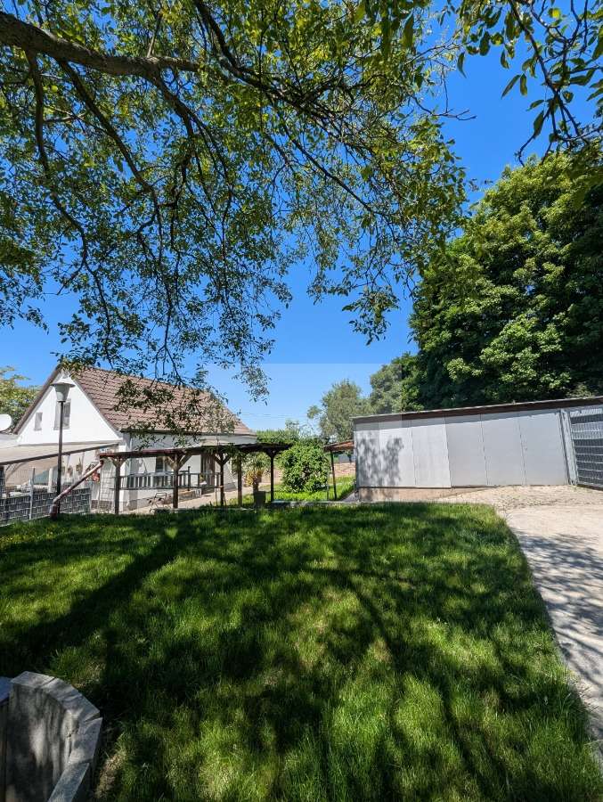 Thumbnail-Haus zum Kaufen in Duisburg 465.000,00 € 171.39 m²