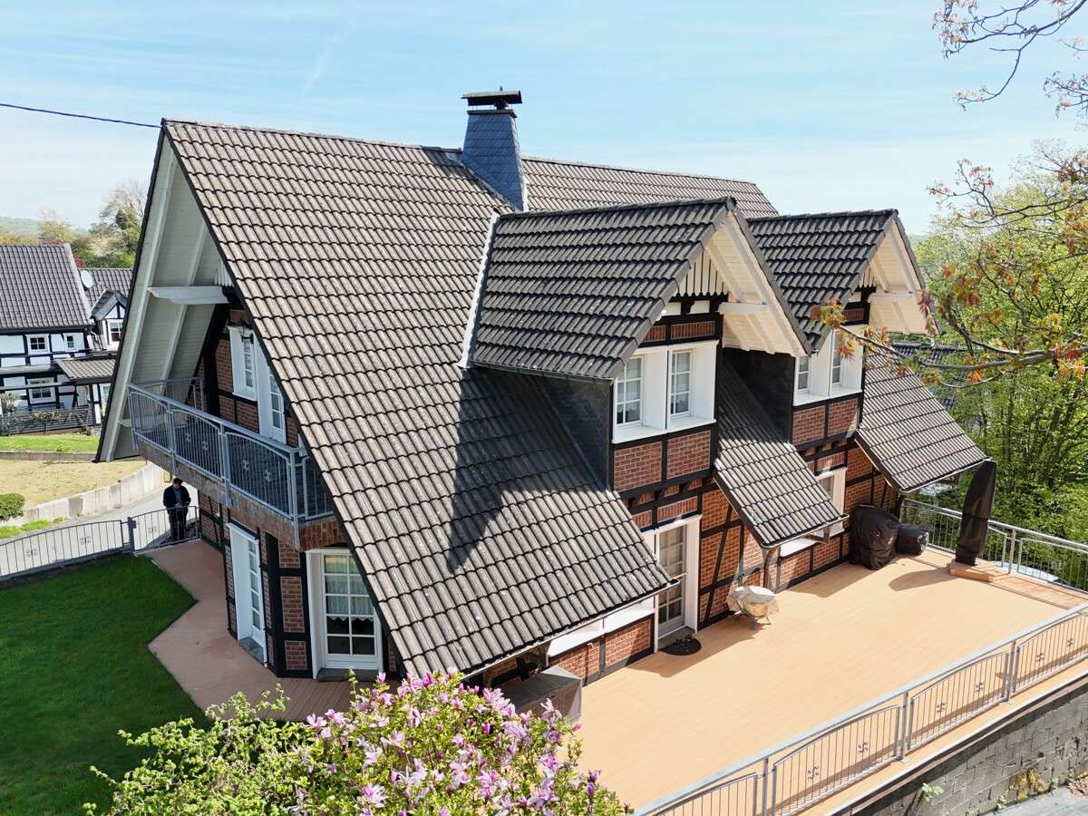 Thumbnail-Haus zum Kaufen in Waldbröl Herfen 429.000,00 € 224.13 m²