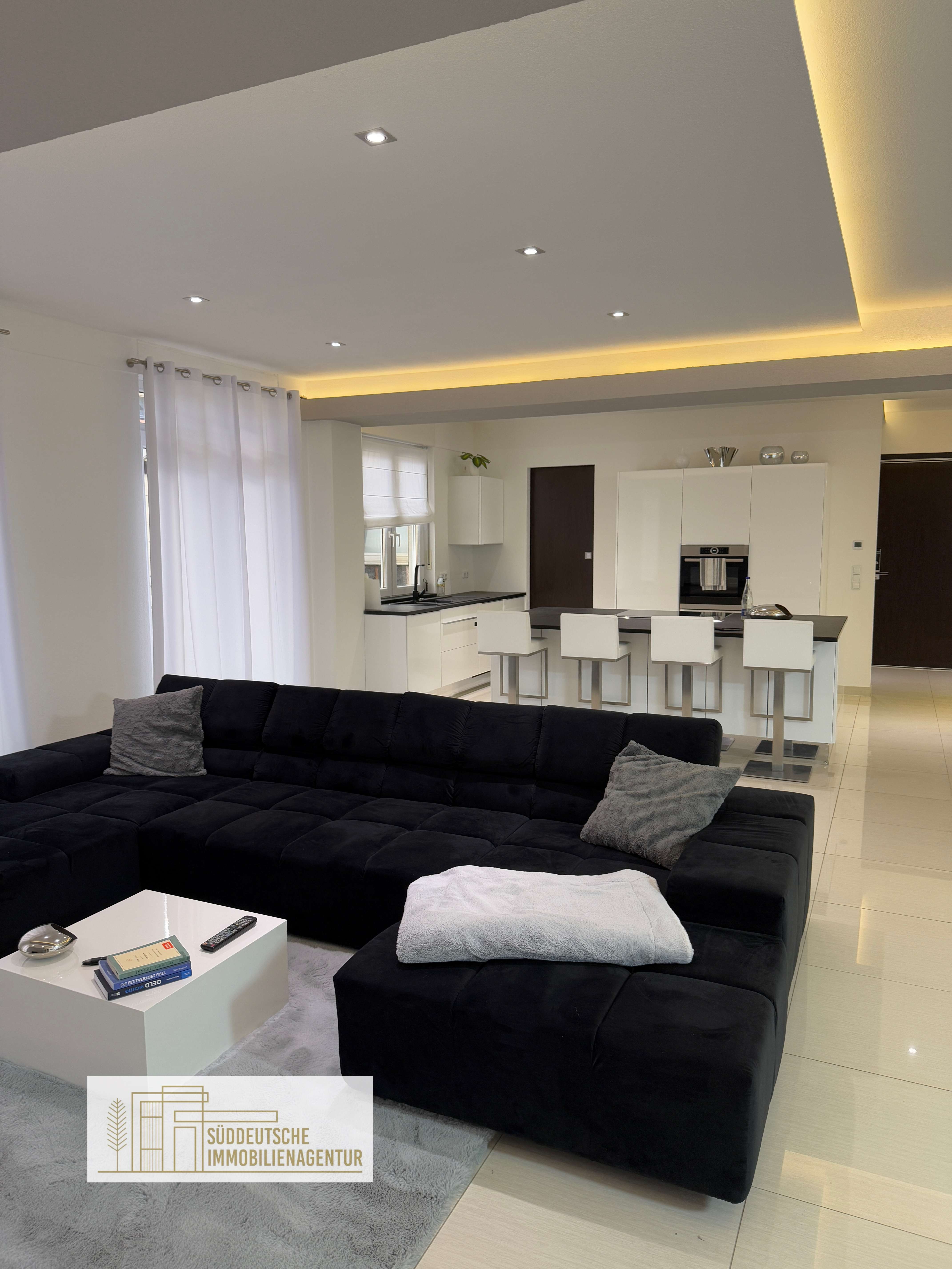 Thumbnail-Wohnung zum Kaufen in Pforzheim 569.000,00 € 195 m²