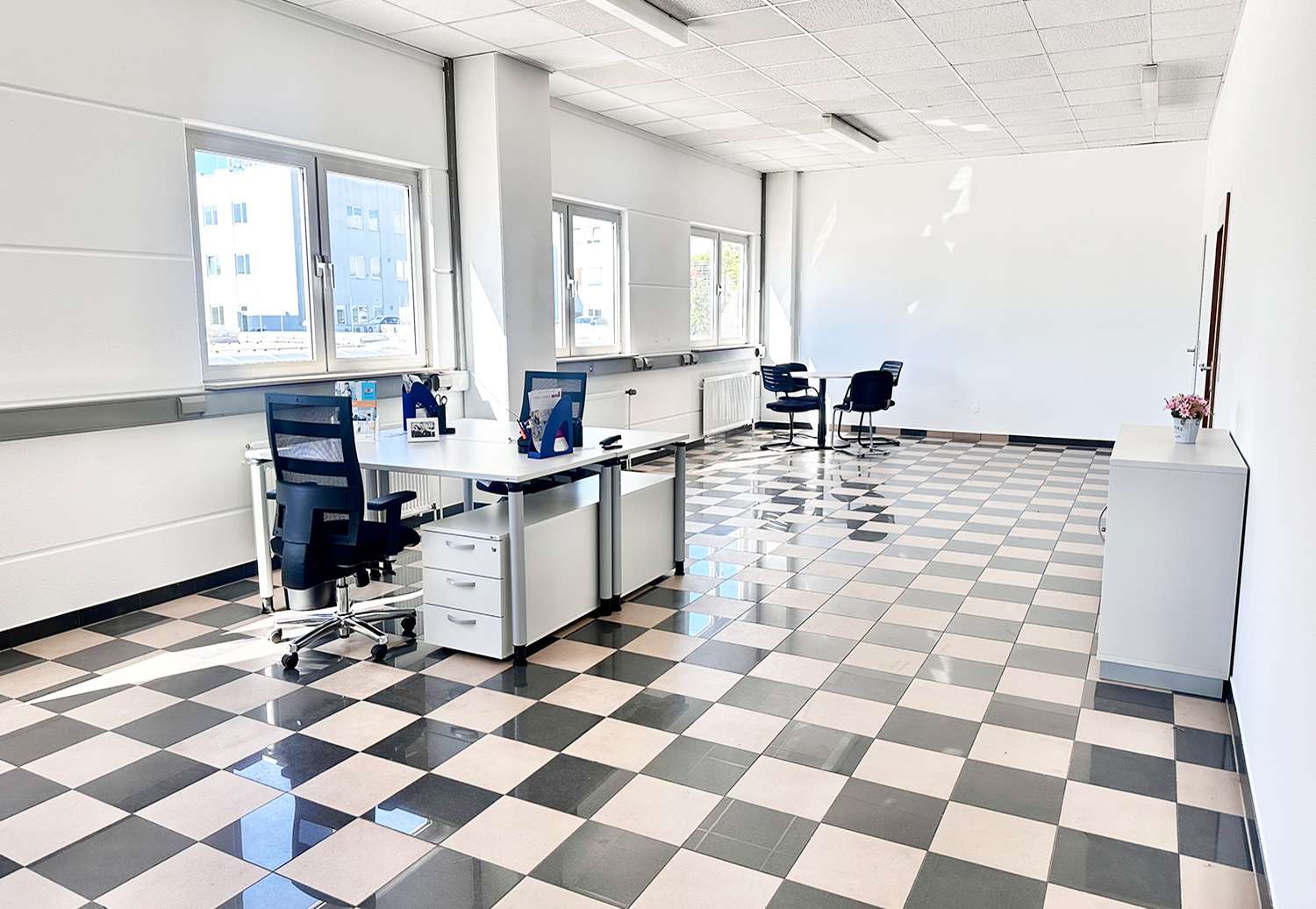 Thumbnail-Büro in Friedrichsdorf 963,60 € 54.23 m²