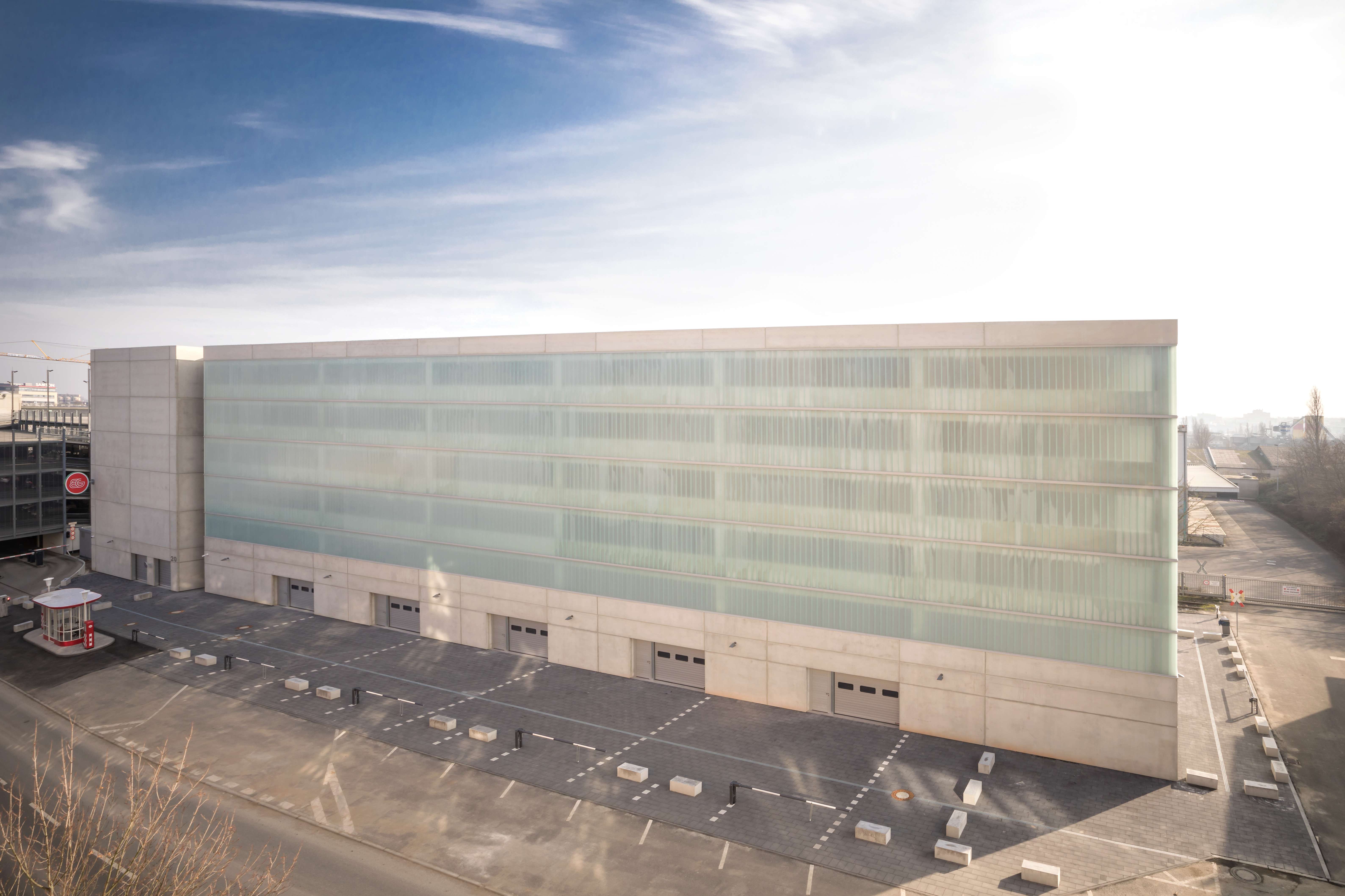Thumbnail-Halle in Frankfurt 220,00 € 18 m²