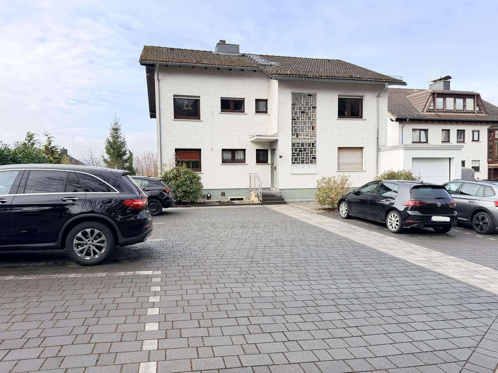 Thumbnail-Haus zum Kaufen in Niedernhausen 750.000,00 € 270 m²