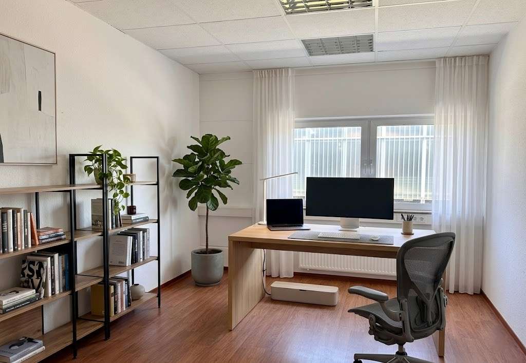 Thumbnail-Büro in Friedrichsdorf 122,32 € 14.39 m²