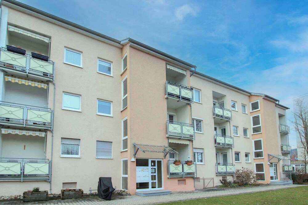 Thumbnail-Wohnung zum Kaufen in Stuttgart 270.000,00 € 64.41 m²