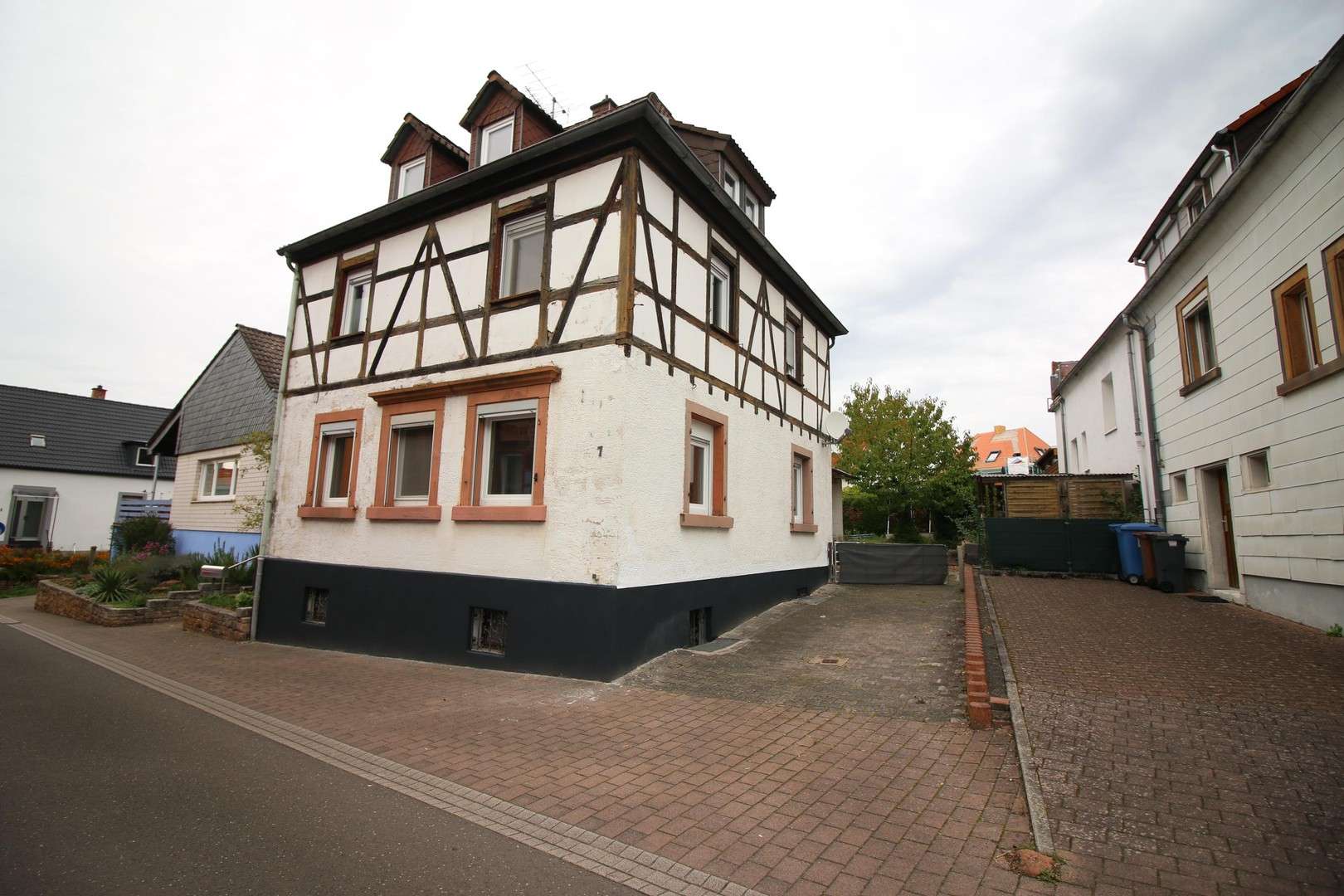 Thumbnail-Haus zum Kaufen in Otterberg 190.000,00 € 121 m²
