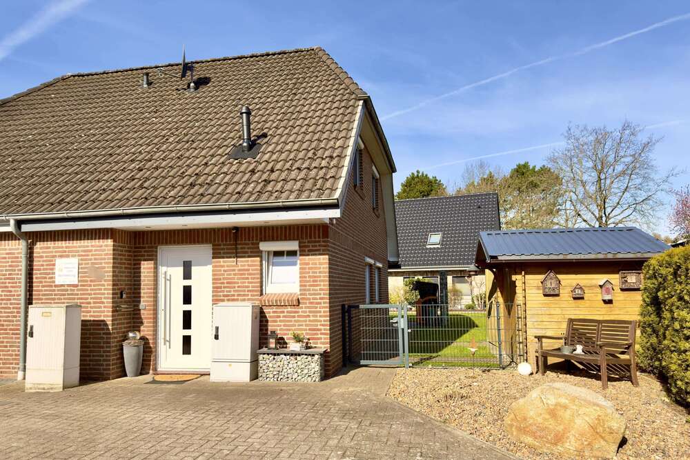 Thumbnail-Haus zum Kaufen in Otterndorf 299.000,00 € 60.57 m²