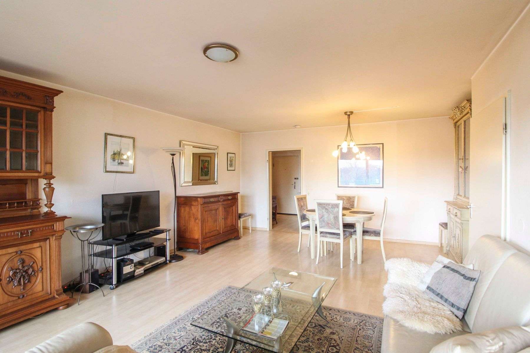 Thumbnail-Wohnung zum Kaufen in Königswinter 238.000,00 € 88 m²