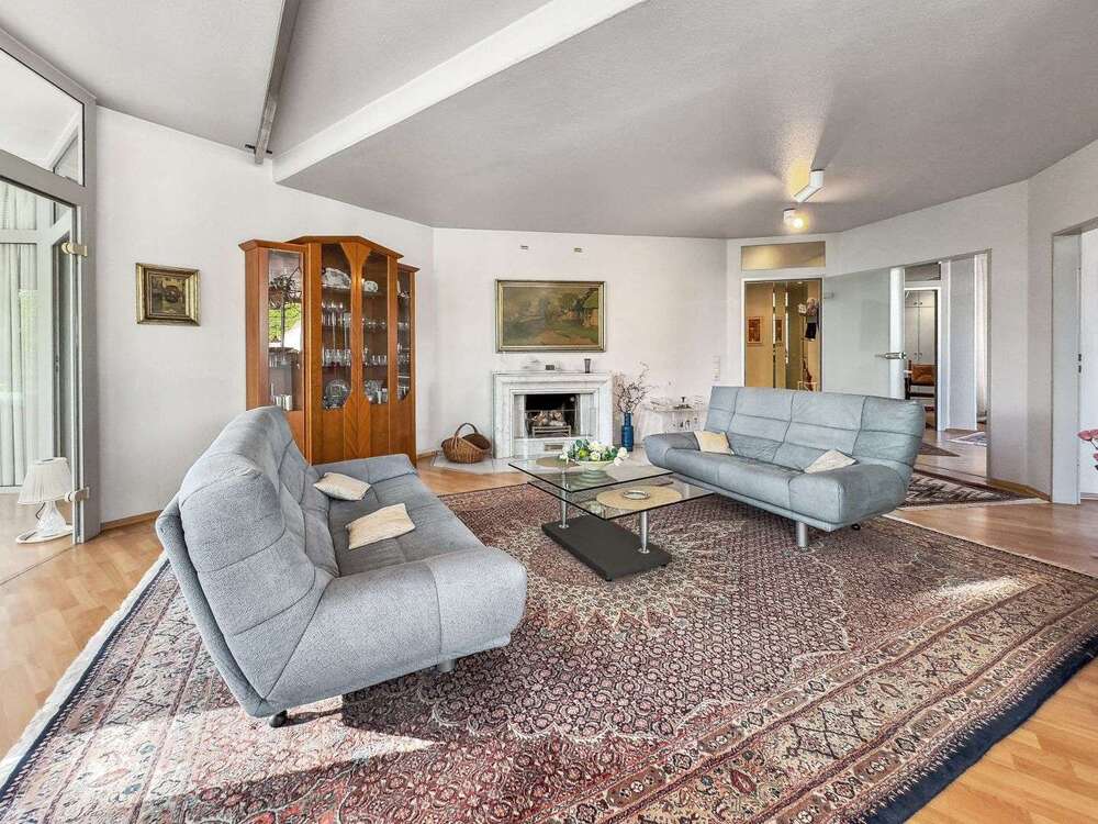 Thumbnail-Wohnung zum Kaufen in Delmenhorst 369.000,00 € 170 m²