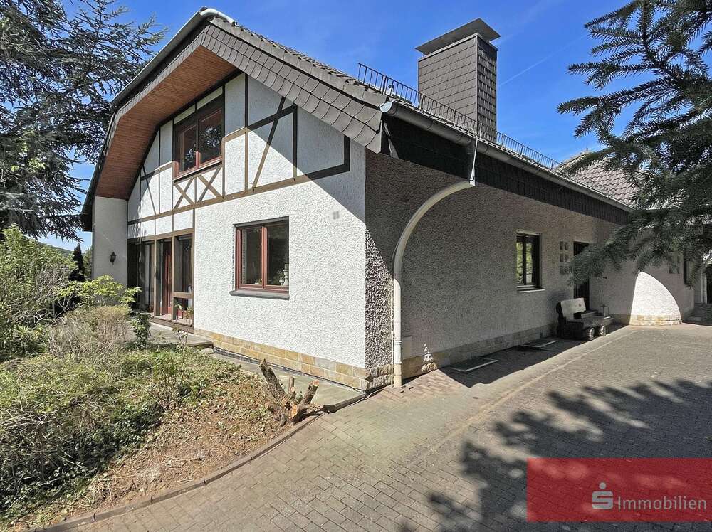 Thumbnail-Haus zum Kaufen in Tann 280.000,00 € 198 m²