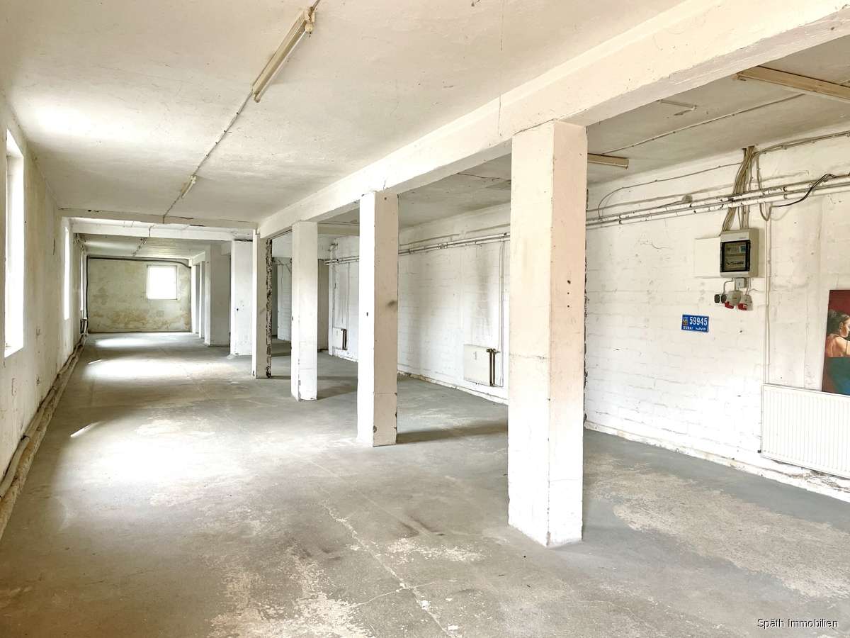 Thumbnail-Halle in Quickborn 760,00 € 189.5 m²