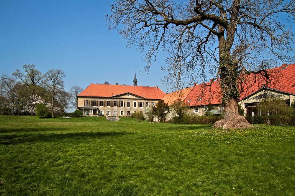 Thumbnail-Wohnung zum Mieten in Lucklum 2.772,00 € 194 m²
