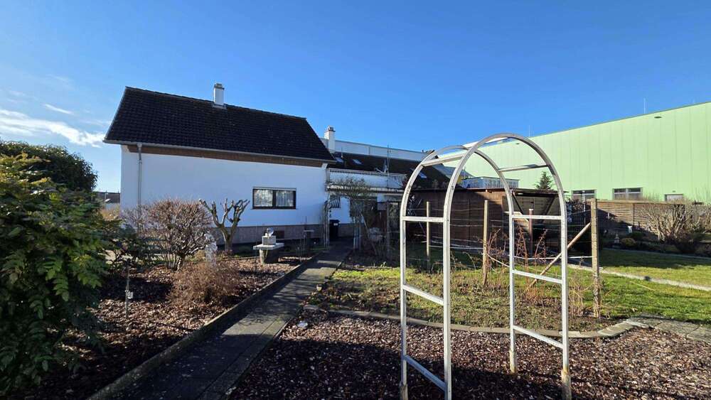 Thumbnail-Haus zum Kaufen in Bruchsal 349.000,00 € 126 m²