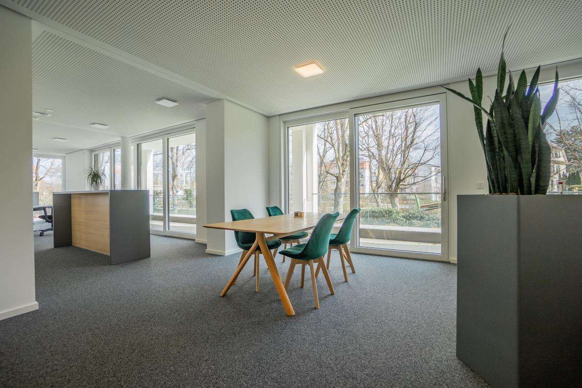 Thumbnail-Büro in Balingen 2.100,00 € 146.78 m²