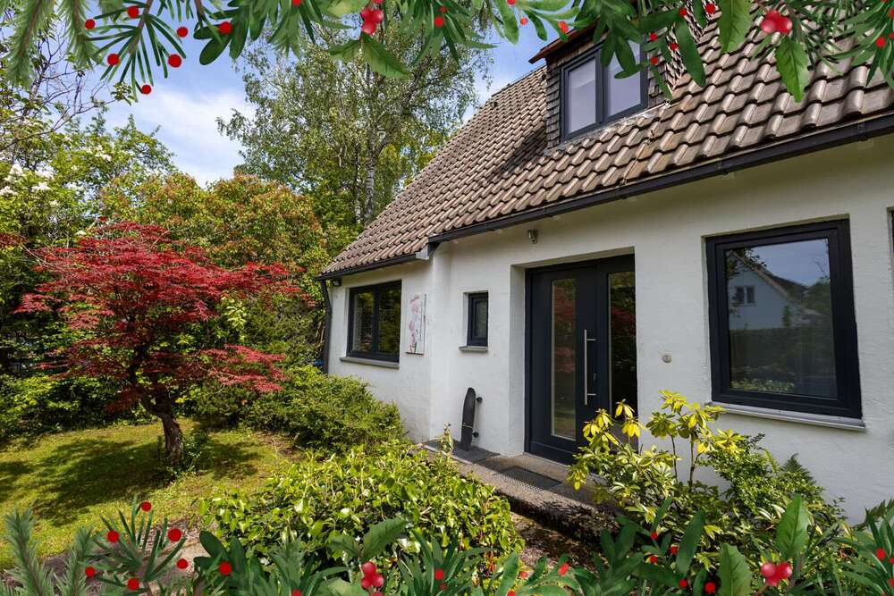 Thumbnail-Haus zum Kaufen in Gilching 1.425.000,00 € 190 m²