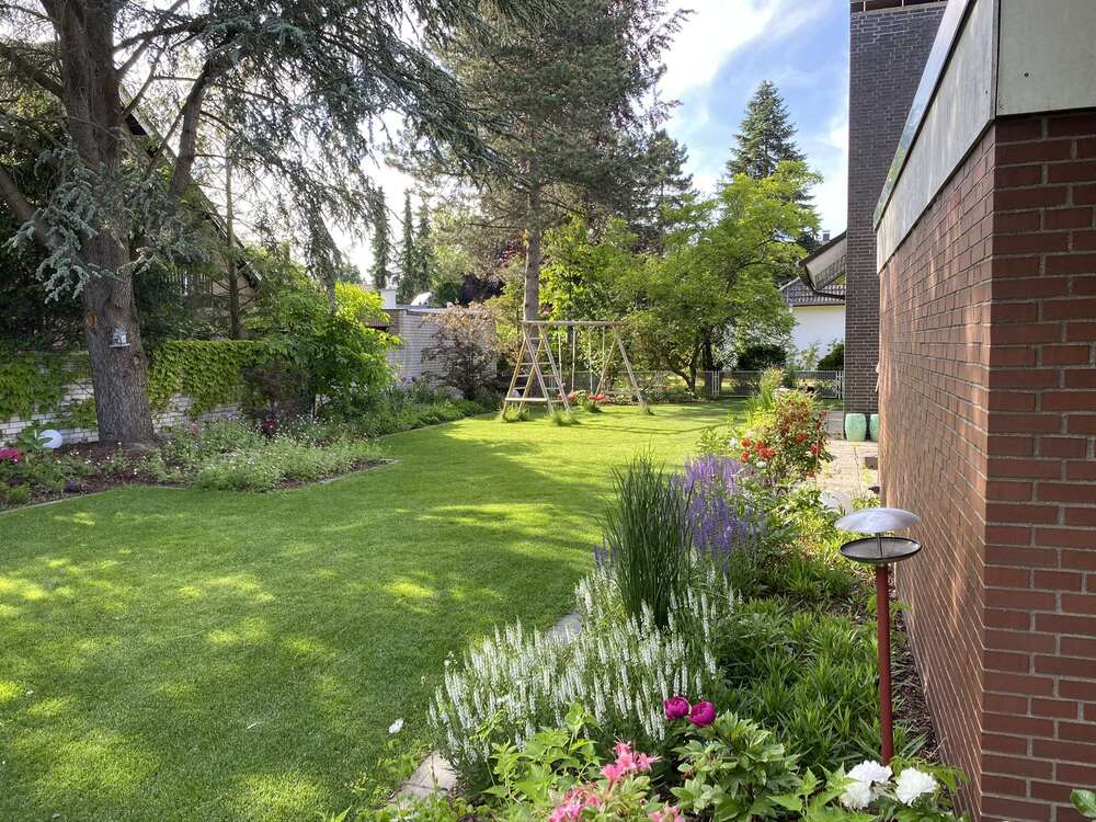 Thumbnail-Haus zum Kaufen in Hannover 1.200.000,00 € 183 m²