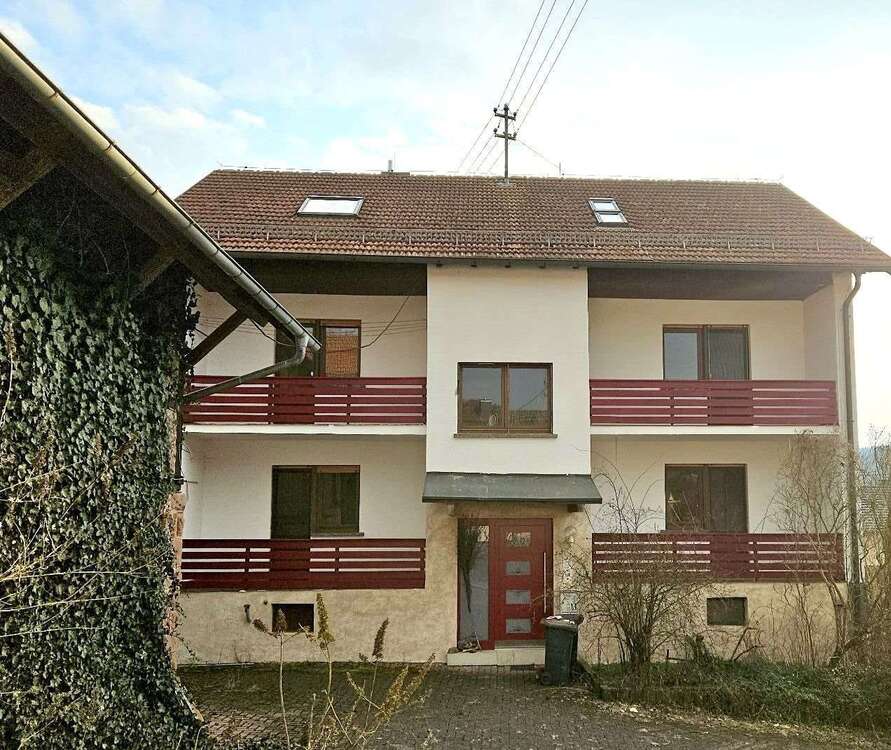 Thumbnail-Haus zum Kaufen in Flörsbachtal 269.000,00 € 243 m²