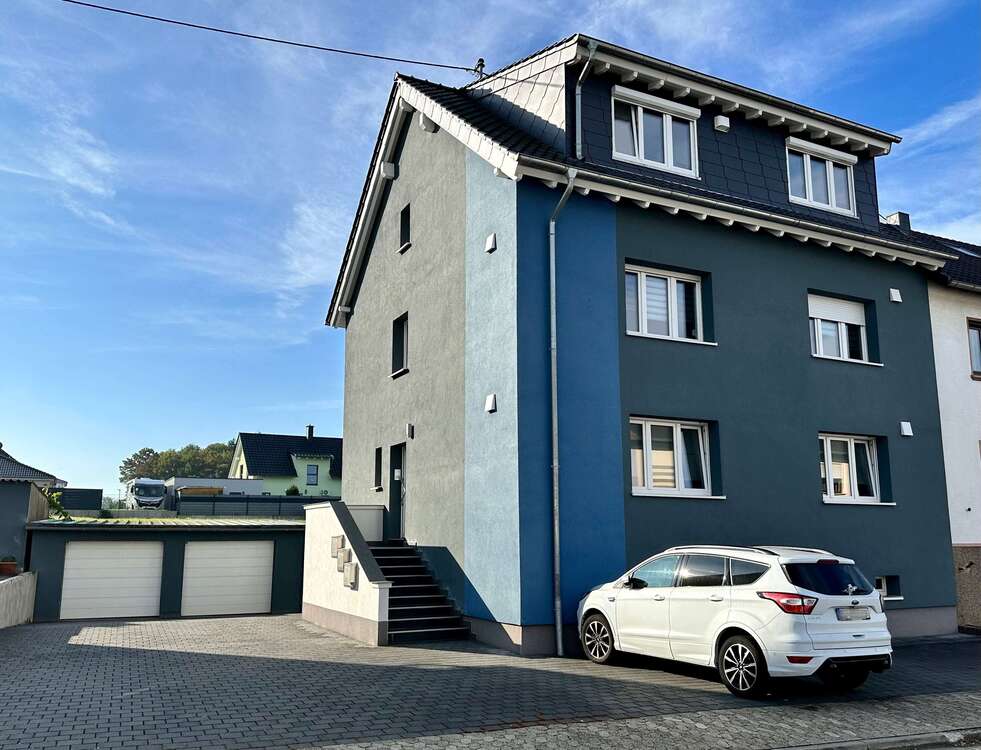 Thumbnail-Wohnung zum Kaufen in Schwalbach 199.000,00 € 70 m²