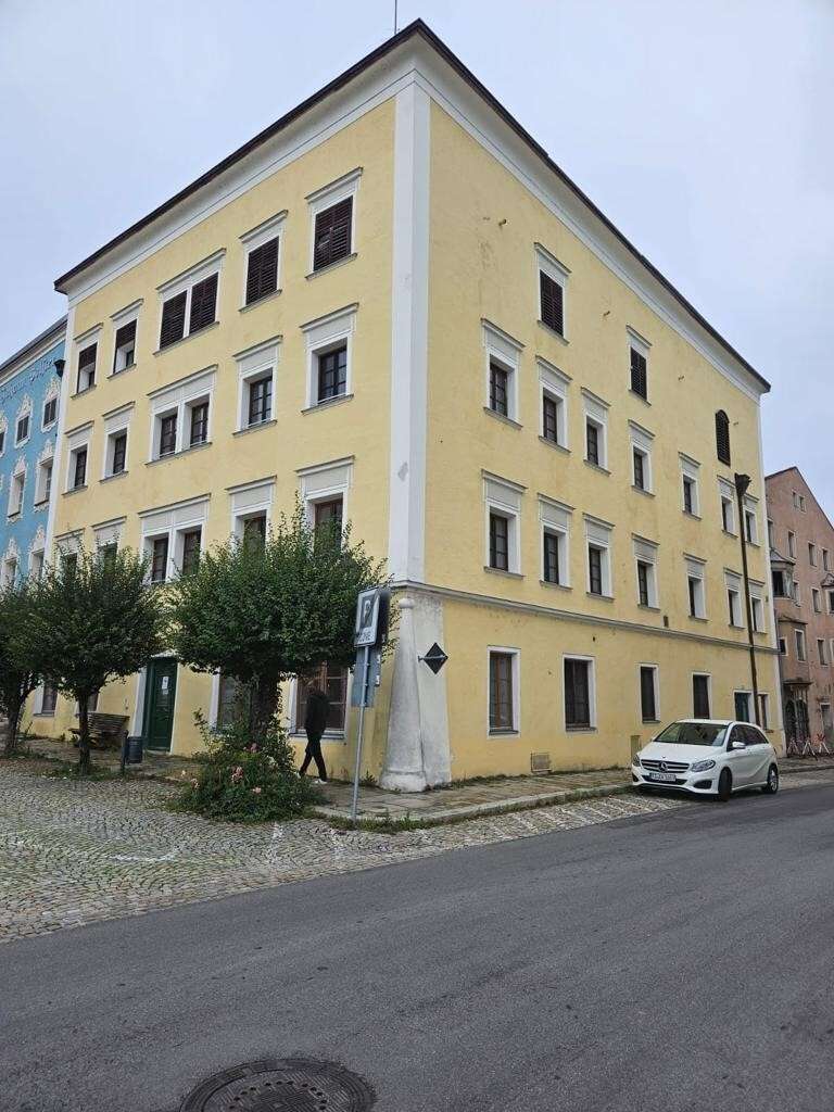 Thumbnail-Haus zum Kaufen in Tittmoning 1.490.000,00 € 780 m²