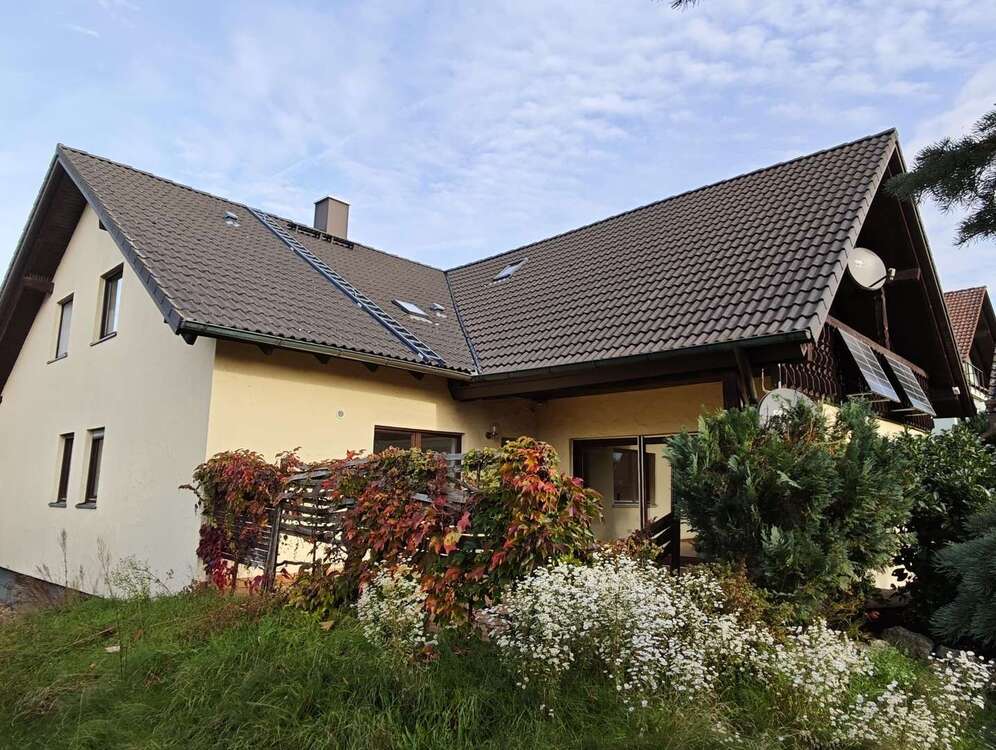 Thumbnail-Wohnung zum Mieten in Hirschaid-Röbersdorf 1.200,00 € 162 m²