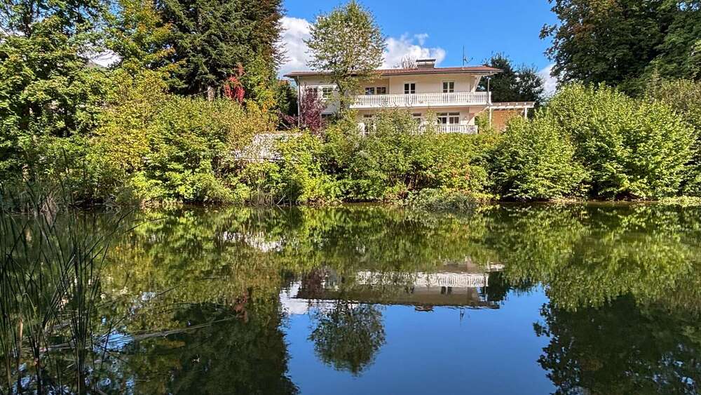 Thumbnail-Haus zum Kaufen in Grafing 1.390.000,00 € 275 m²