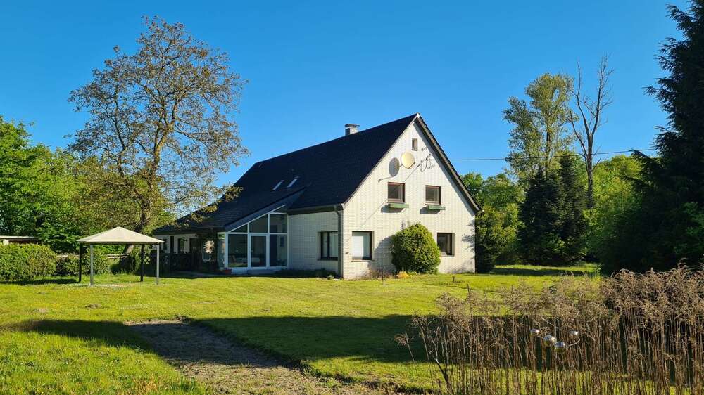 Thumbnail-Haus zum Kaufen in Voerde 759.000,00 € 215 m²